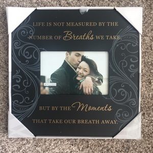 Picture frame with quote